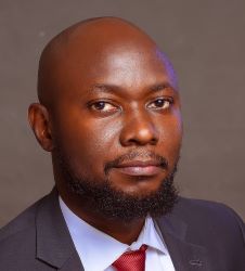 Olalekan Ilori headshot pix
